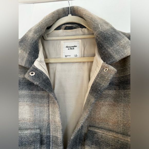 Abercrombie & Fitch Plaid Jacket - Gray and Tan - Picture 4 of 5